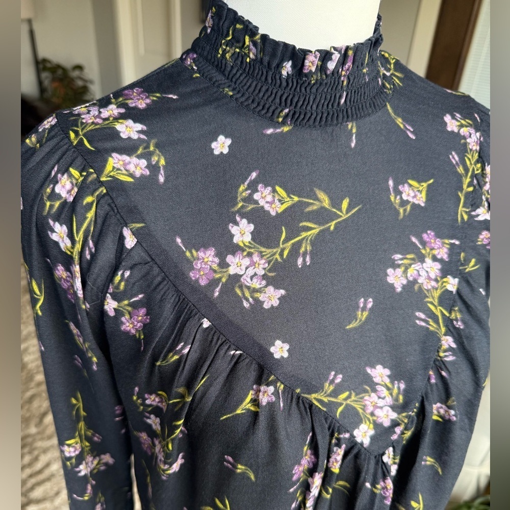 William Rast XS Black Floral Long Sleeve Chiffon Mock Neck Blouse - Picture 2 of 7